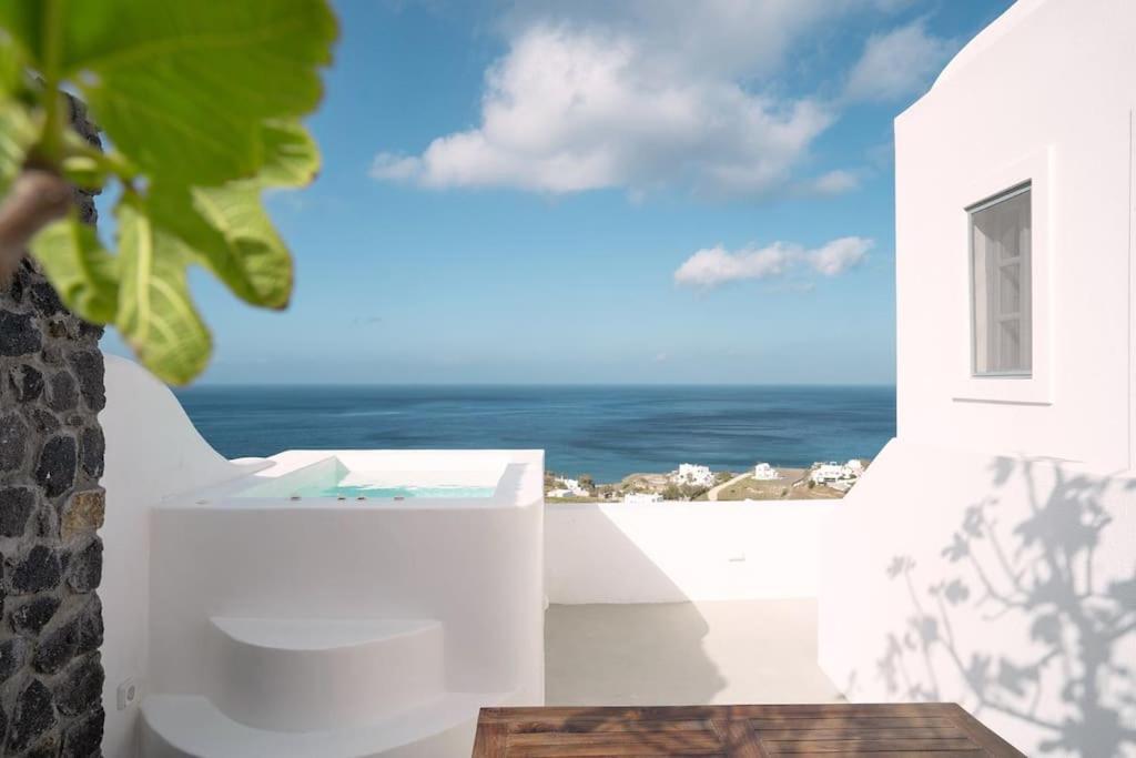 Santorini Sea View Apartments Vourvoúlos Esterno foto